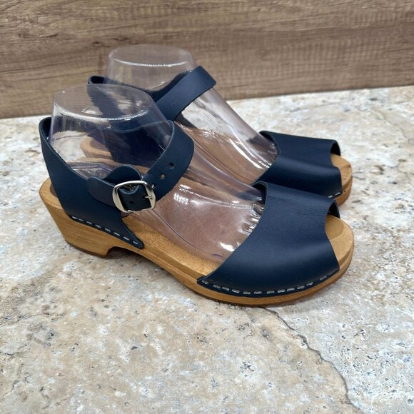 Mia Anja Swedish Sandals Womens Sz 40 Navy Blue Leather Clog Wood Heel Open Top - Picture 1 of 13